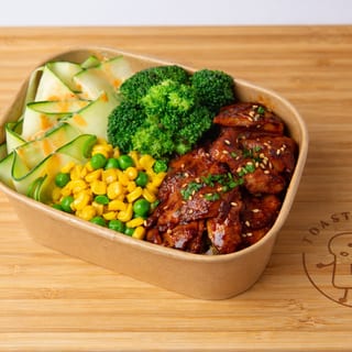 Sweet & Spicy Chicken Rice Bowl